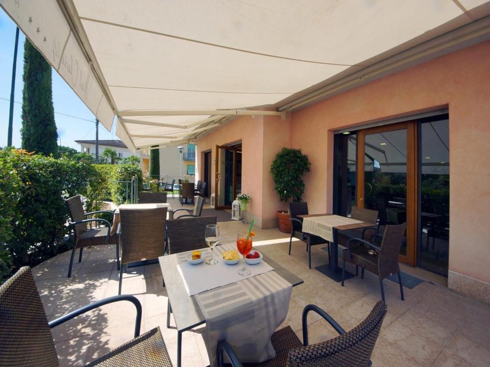 Hotel Clarin 14 by Dori Hotel in Peschiera del Garda