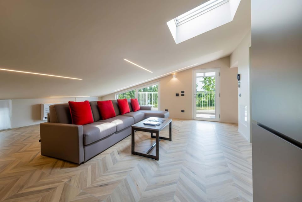 Aurora ApartHotel Hotel in Peschiera del Garda