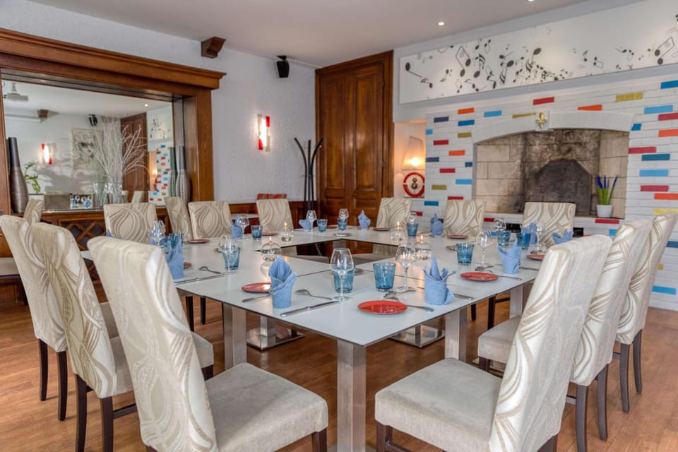 La Commanderie de Champarey Hotel in Bourgoin-Jallieu