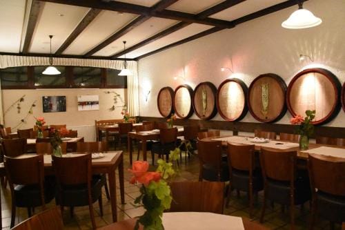 Gastehaus Wein im Turm Hotel in Trier-Saarburg