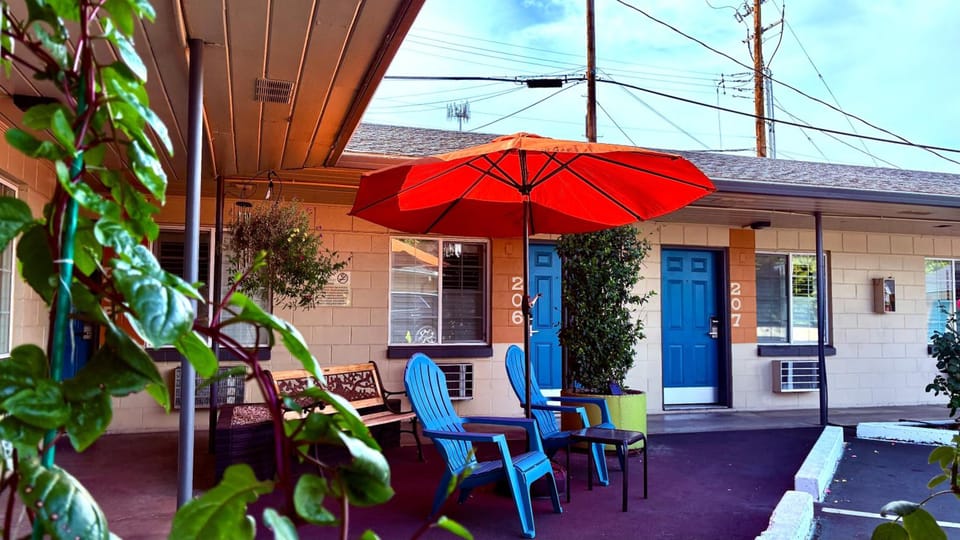 City Center Motel Hotel in Medford