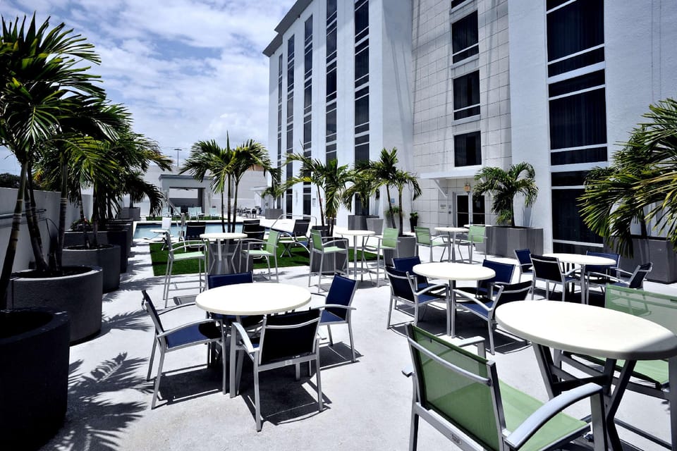 Hotel Dello Fort Lauderdale Airport, Tapestry Collection by Hilton Hotel in Dania Beach