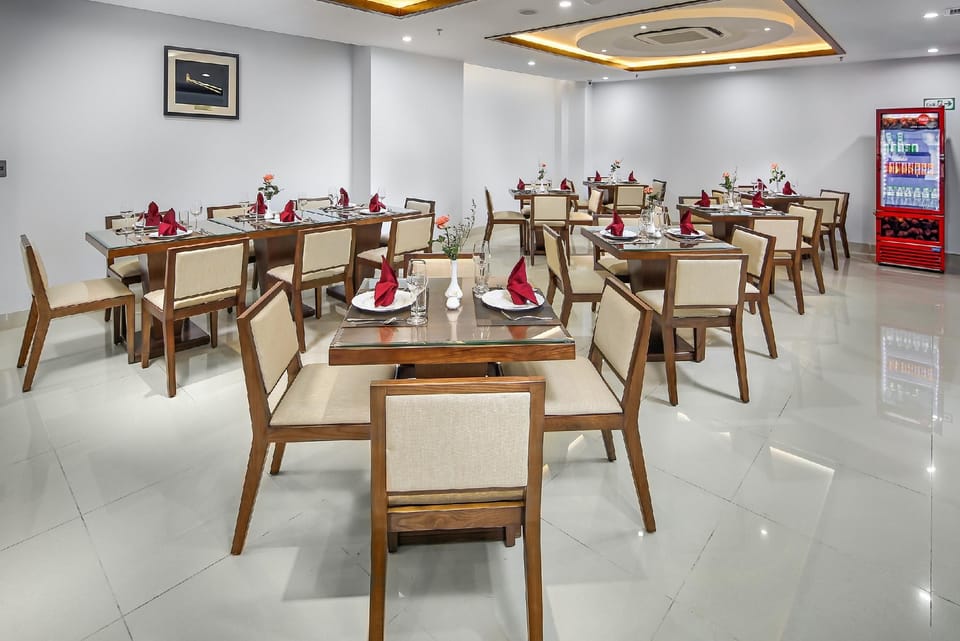 MERRY HOTEL Hotel in Da Nang