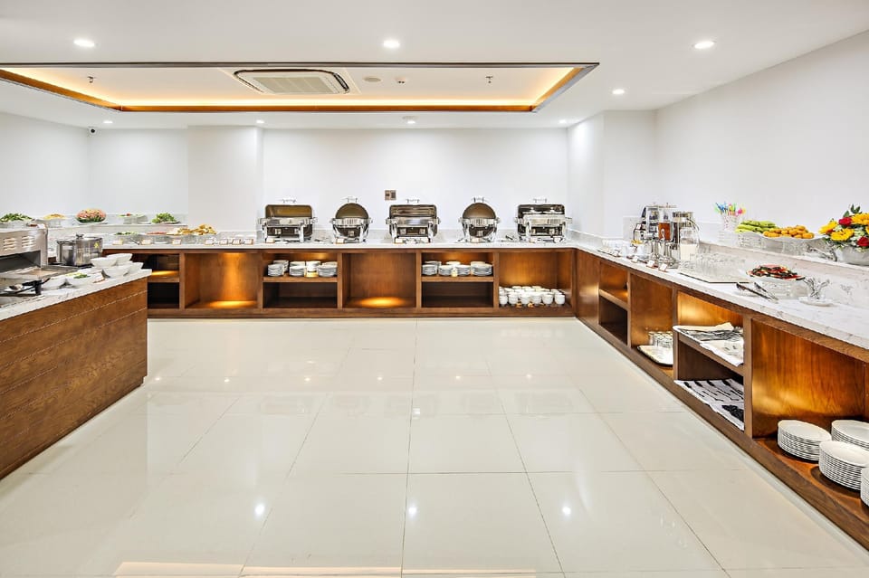 MERRY HOTEL Hotel in Da Nang