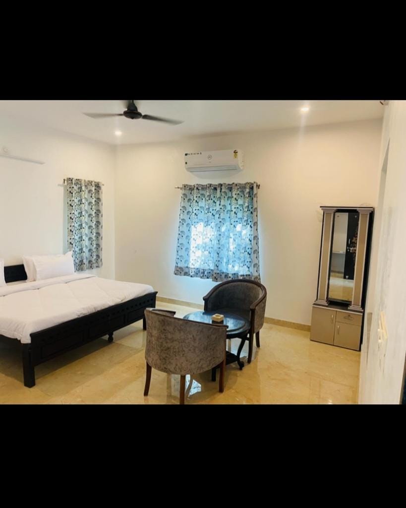 Aravali Villa Hotel in Udaipur