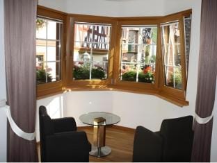 Weingut Gastehaus Derkum Inn in Cochem-Zell