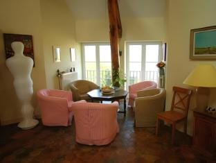 Ferme d'Orsonville Hotel in Fontainebleau