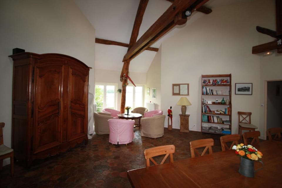 Ferme d'Orsonville Hotel in Fontainebleau