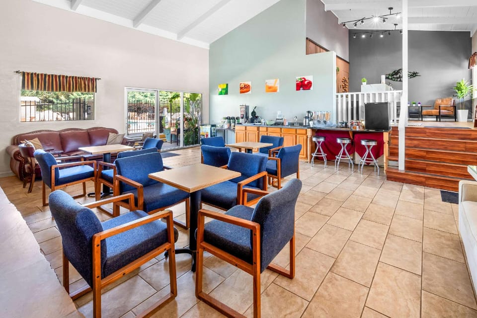 Quality Inn & Suites Jackson Hotel in Calaveras County