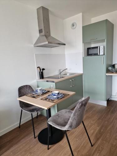 Zenao Appart'hotels Boulogne-sur-Mer - La Rose des Vents Hotel in Hauts-de-France