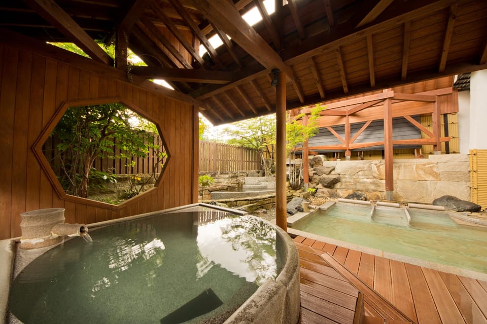 Hot spring bath