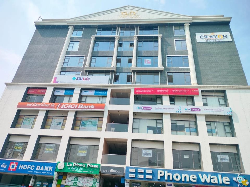 Crayon Hotels Hotel in Gandhinagar