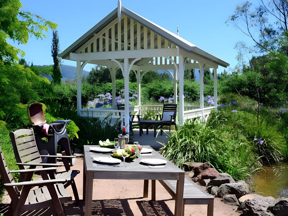 Crystal Creek Meadows Villa Resort in Kangaroo Valley