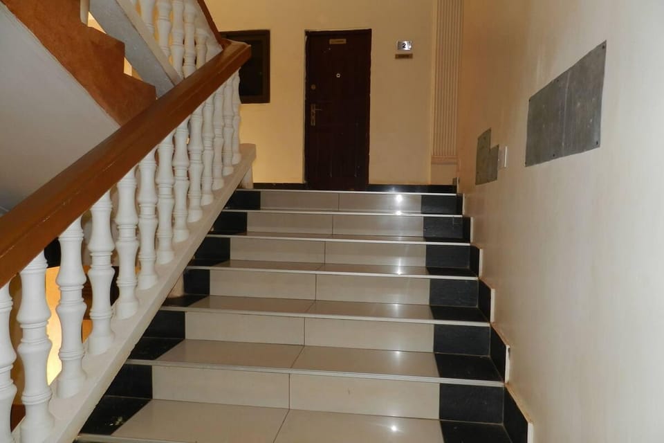 Hotel Jfrigh Makerere Hotel in Kampala