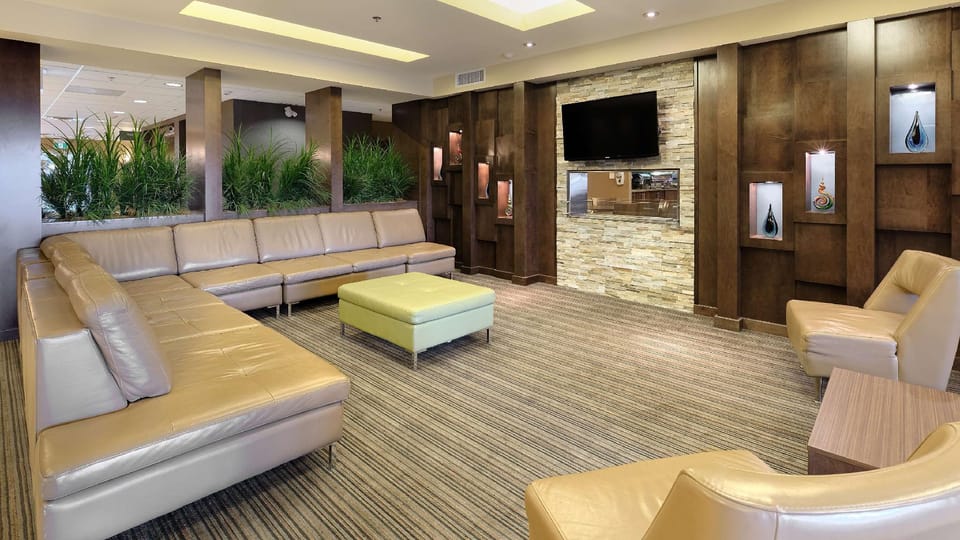 Best Western Plus Winnipeg West Hotel in Winnipeg