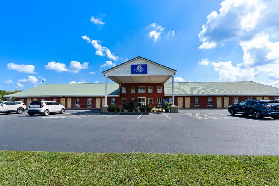 Americas Best Value Inn & Suites Mt. Pleasant Hotel in Tennessee