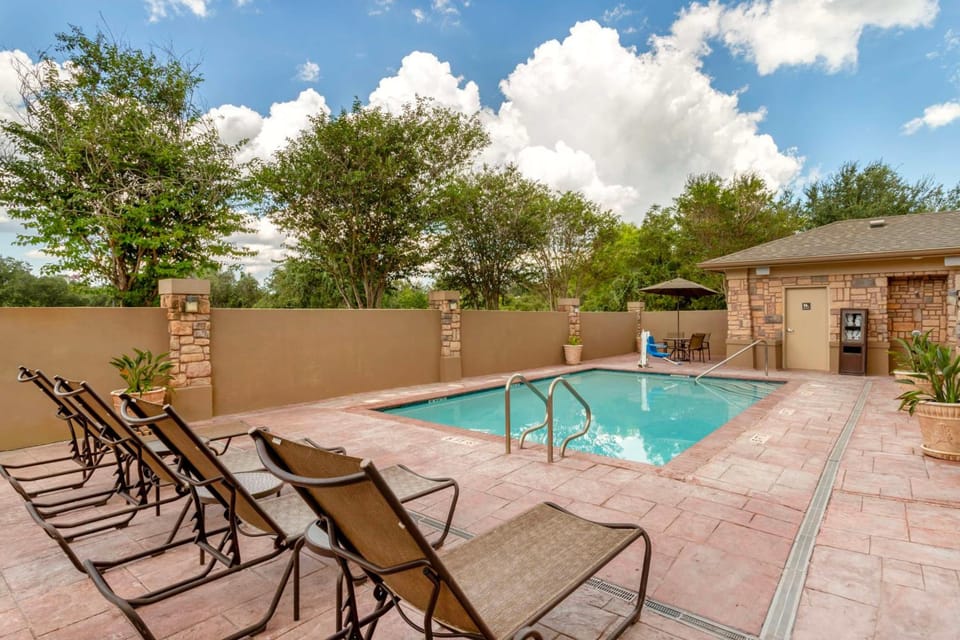Best Western Plus Goliad Inn & Suites Hotel in Rio Grande