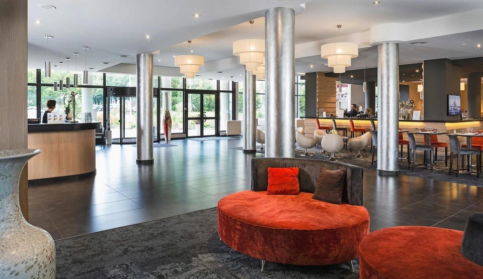 Le Riviera - Hotel Restaurant & Spa - Ex Golden Tulip Aix les bains Hotel in Aix-les-Bains
