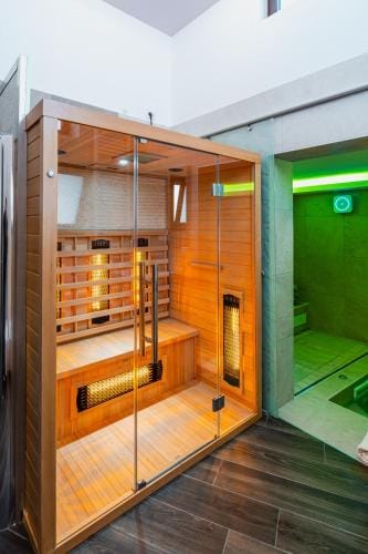 LUXUITE Spa con Piscina o Jacuzzi Hotel in Province of Taranto