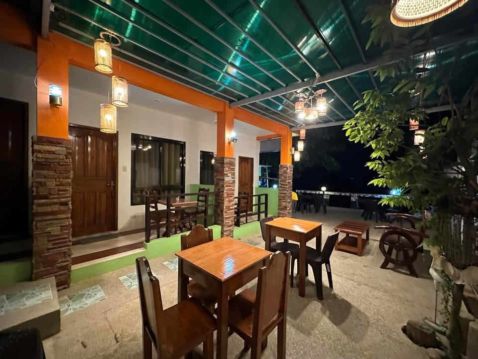 Desert Rose Hotel Hotel in El Nido