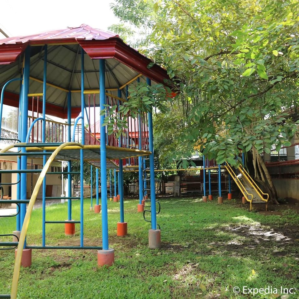 Splash Mountain Resort & Hotel Resort in Calabarzon