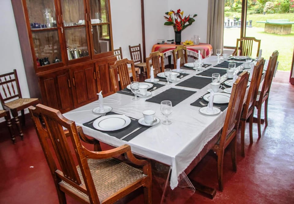 Ancoombra Tea Estate Bungalow Apartment hotel in Central Province