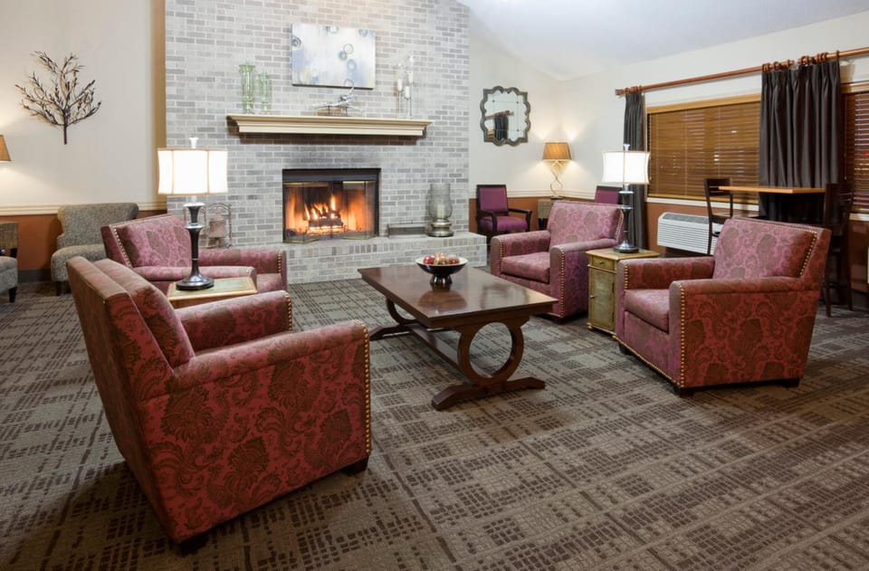 AmericInn by Wyndham Osceola Hotel in Iowa