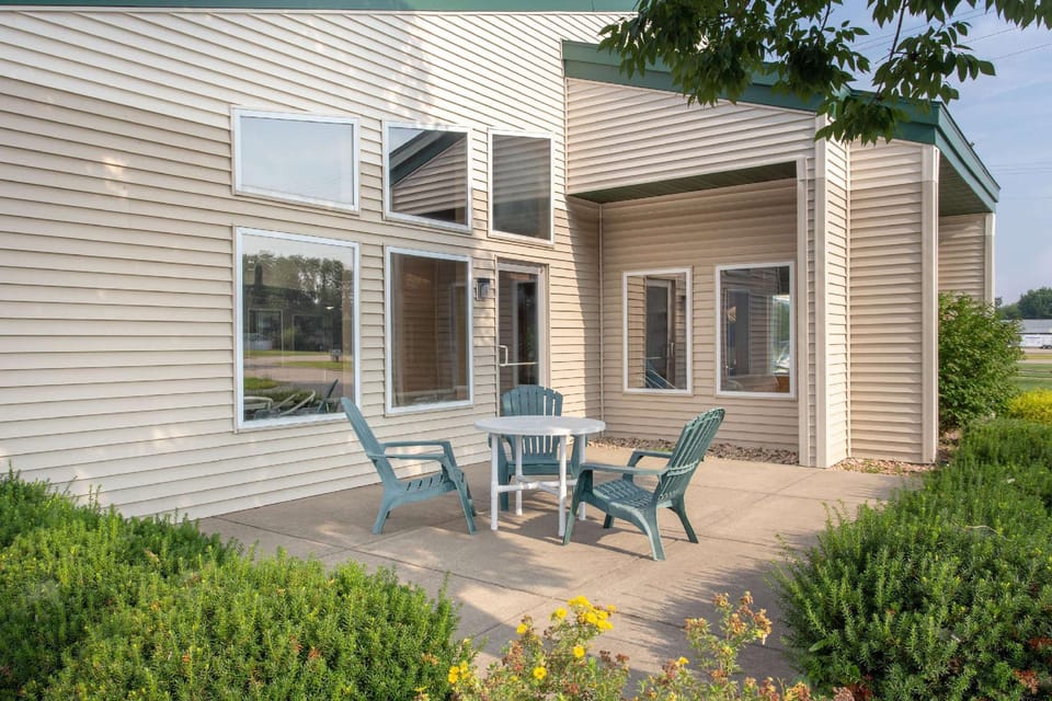 AmericInn by Wyndham Boscobel Hotel in Wisconsin