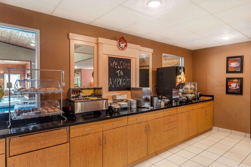 AmericInn by Wyndham Boscobel Hotel in Wisconsin