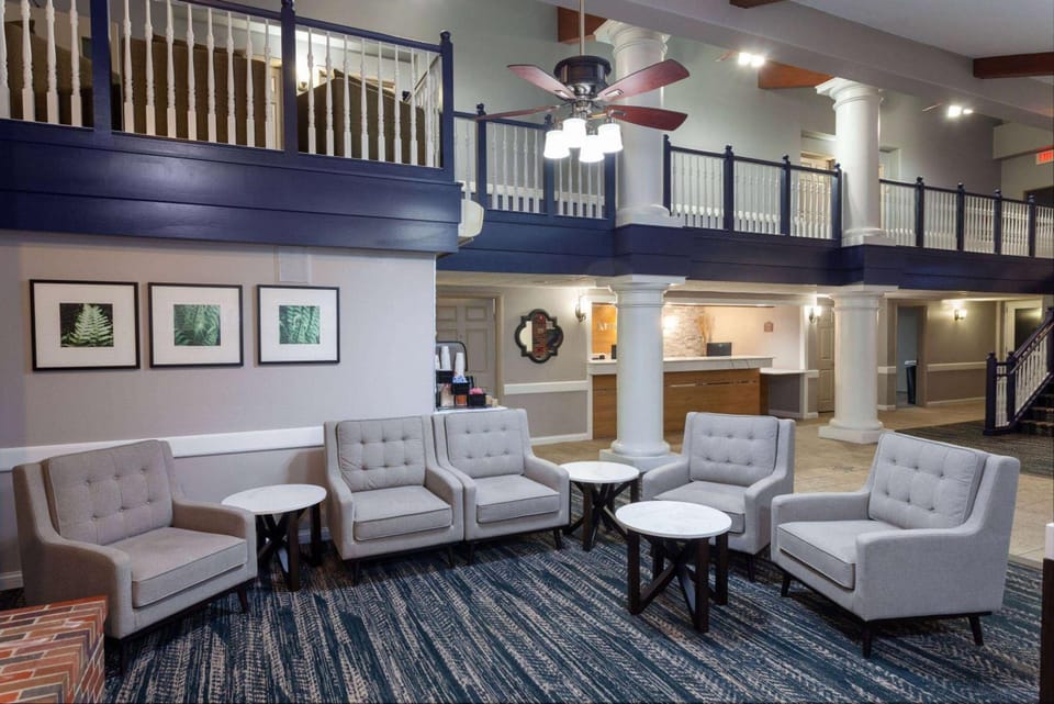 AmericInn by Wyndham Peoria Hotel in Peoria