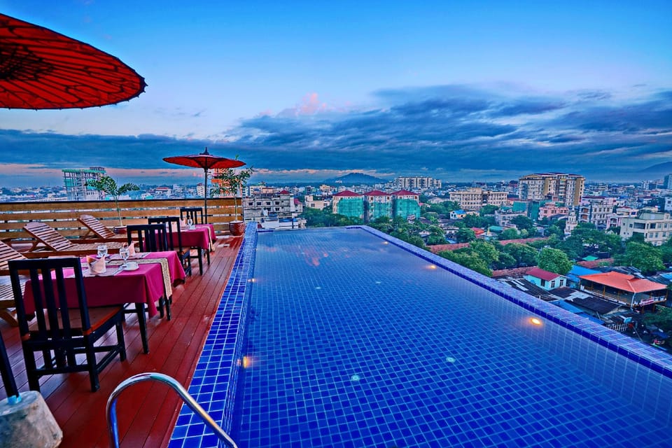 Hotel Yadanarbon Hotel in Asia