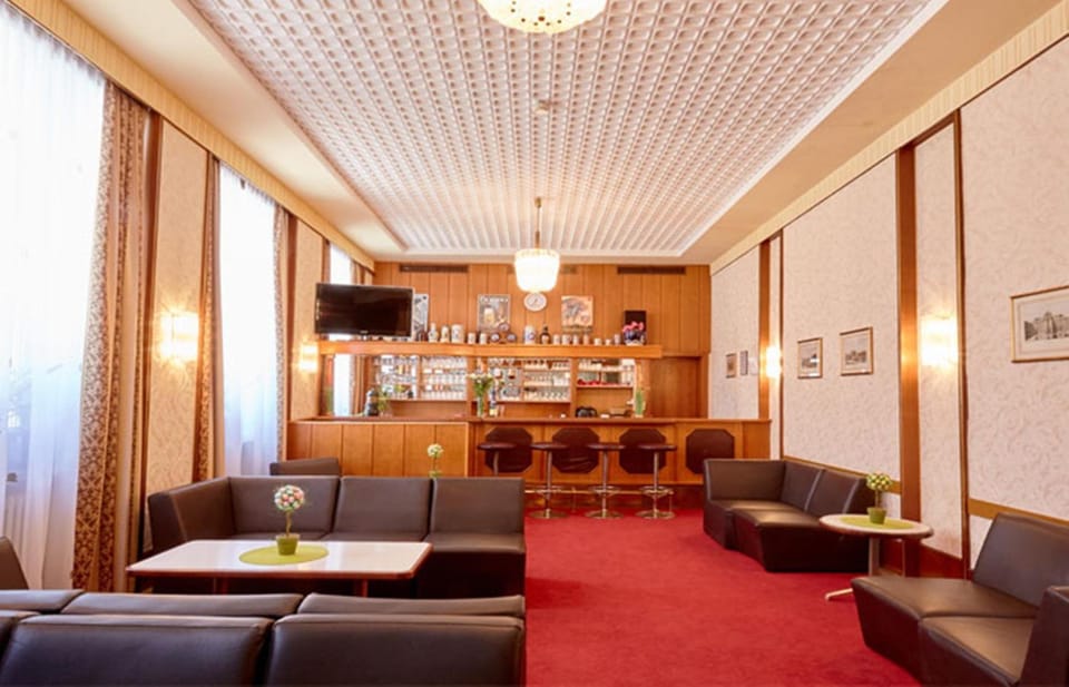 Bar/lounge