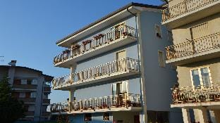 Charming and bright apartment close to the beach by Beahost Rentals Hotel in Caorle