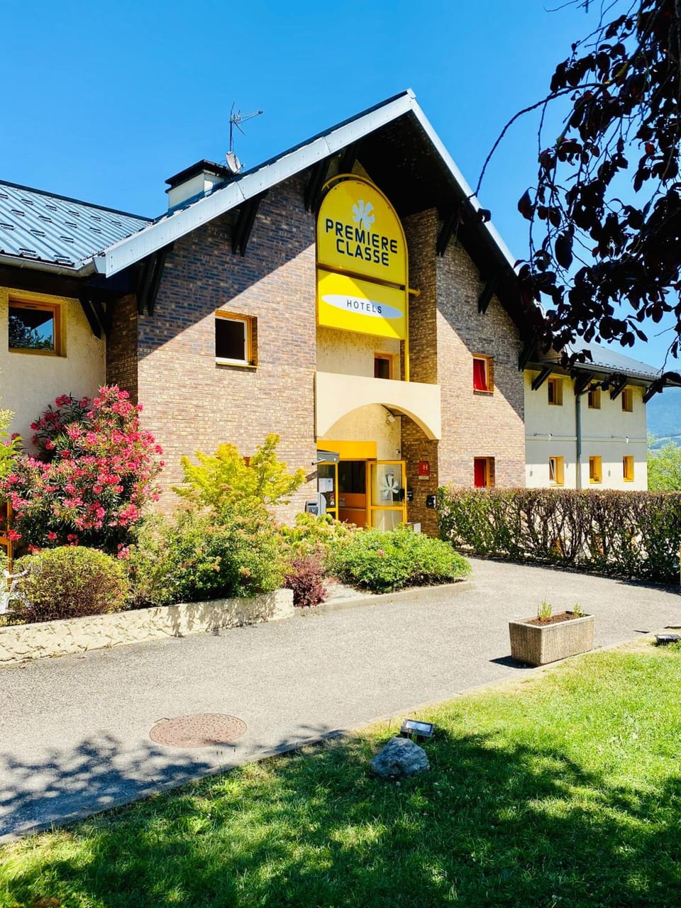 Premiere Classe Annecy Ouest - Cran Gevrier Hotel in Annecy