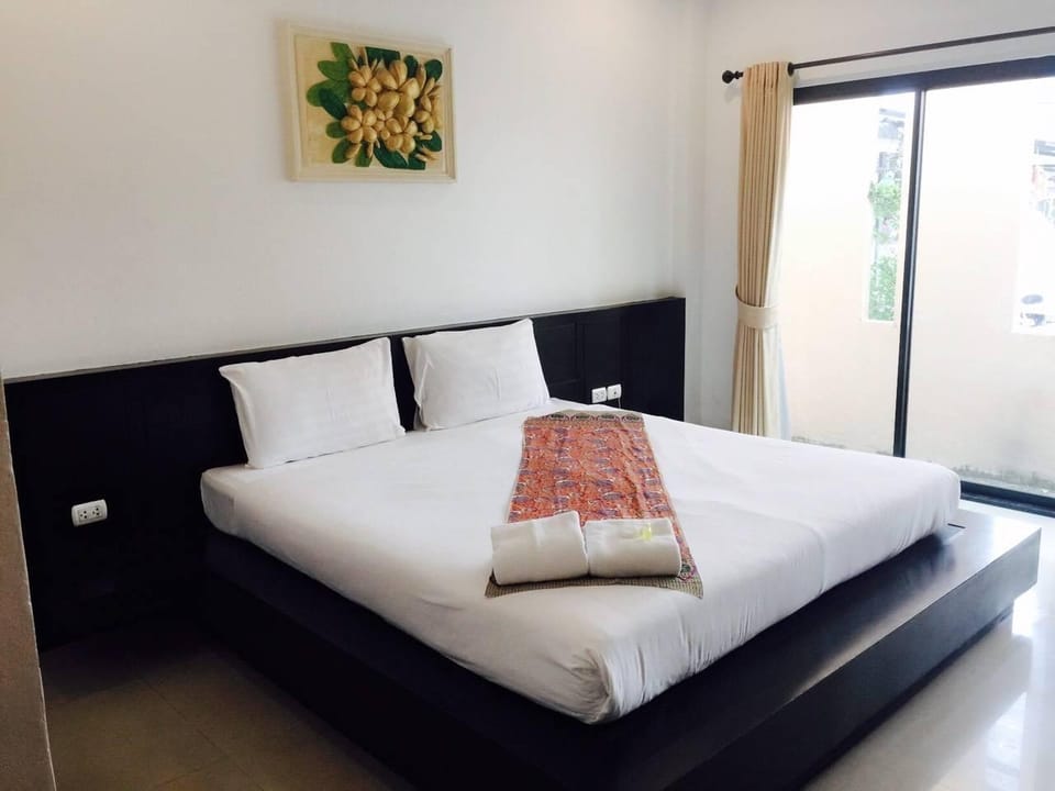 Baan Fuengfah Apartment Hotel in Phuket