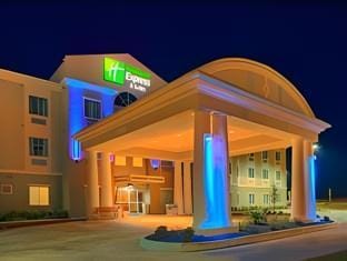 Holiday Inn Express and Suites Granbury By IHG Hotel in Granbury