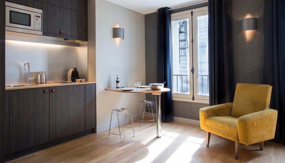 Suites Helzear Champs Elysees Apartment hotel in Paris