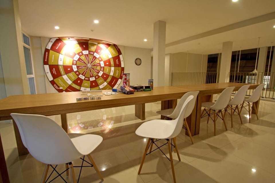 Shared lounge/TV area