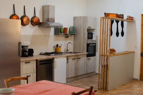 Gite Le Mas du Colombeyras Hotel in Provence-Alpes-Côte d'Azur