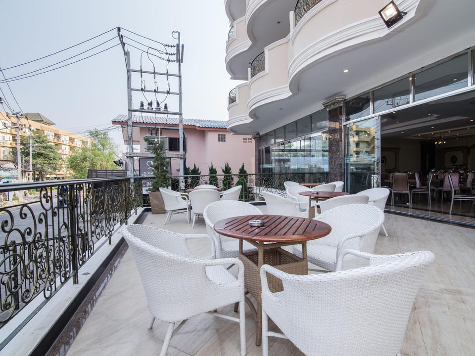 LK Noble Suite Apartment hotel in Pattaya City