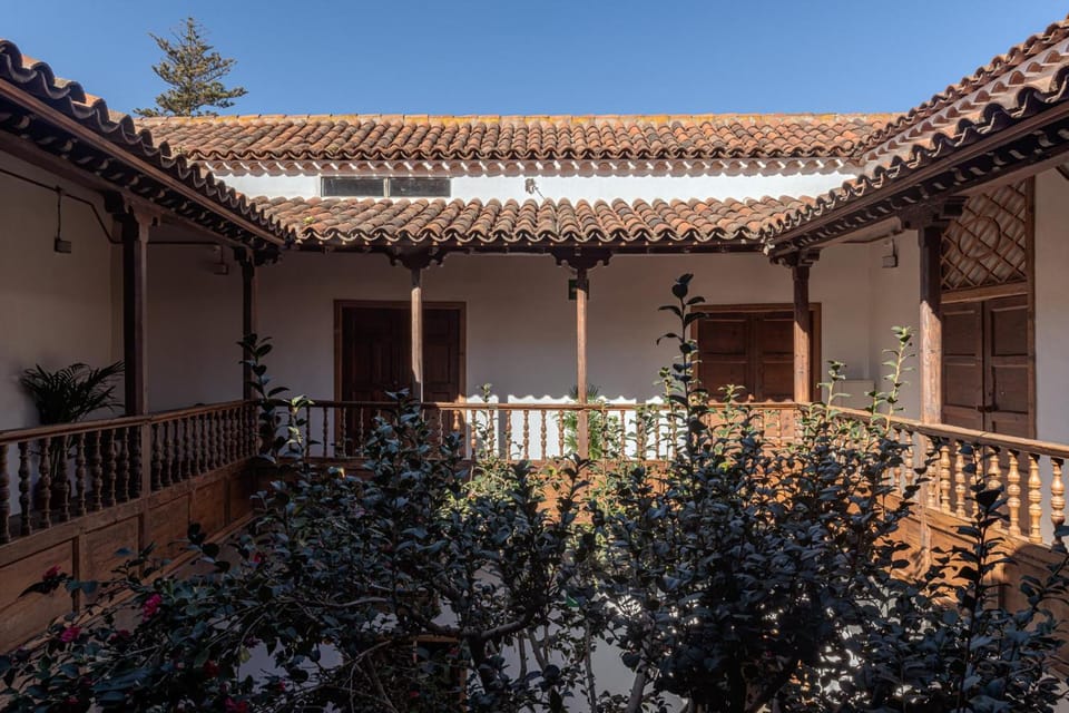 La Casa de La Camelia Hotel in Canary Islands