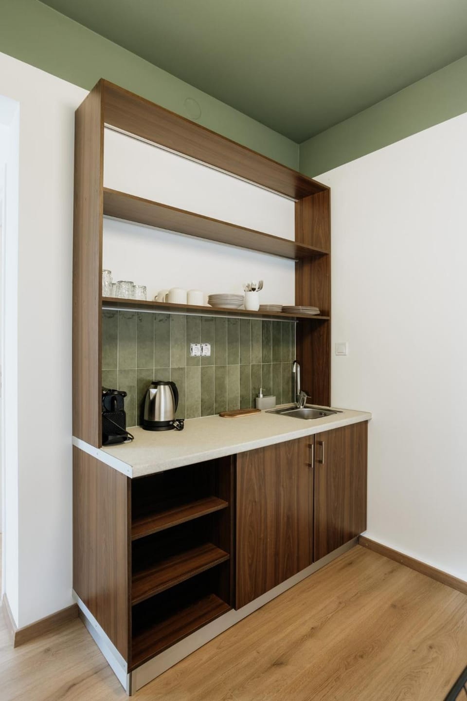 CANVAS Color Your Stay Hotel in Volos