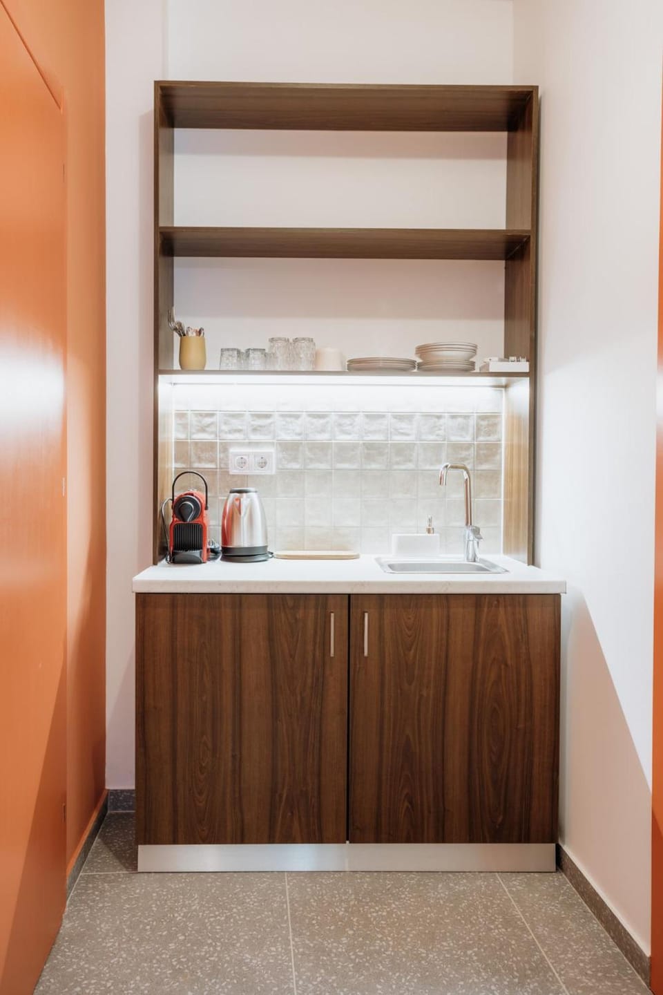 CANVAS Color Your Stay Hotel in Volos