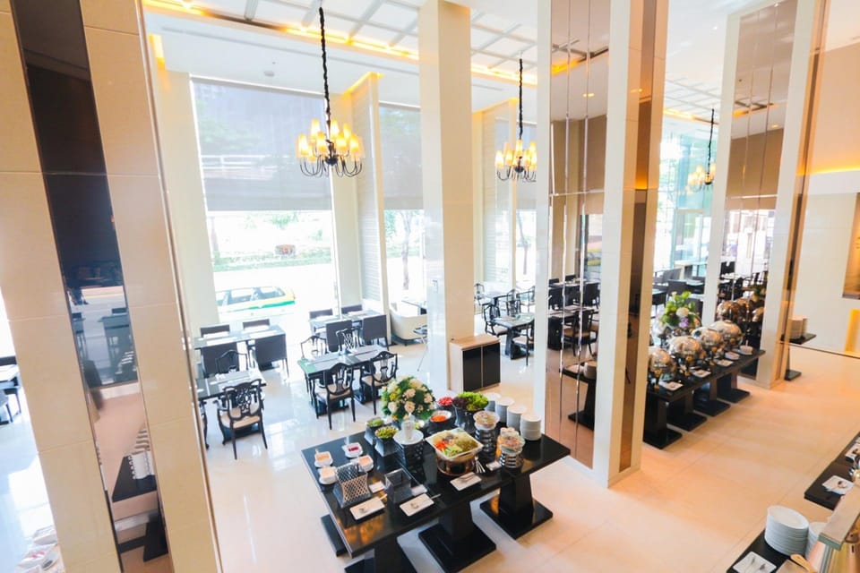 Mandarin Hotel Managed by Centre Point Hotel in Bangkok