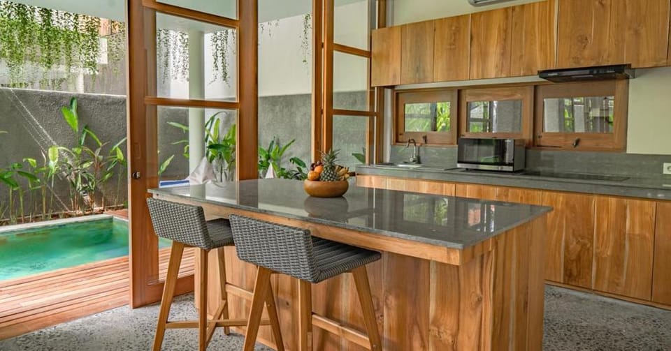 3BR Villa Ayuddha (Anandathu Villas) - CHSE Certified Resort in North Kuta
