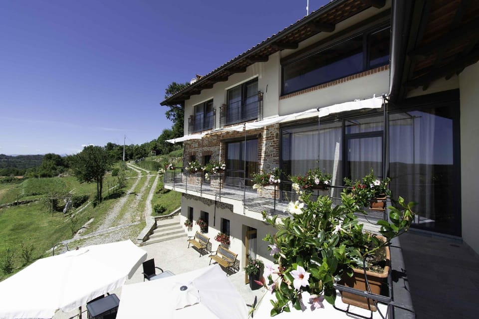 Cascina Montiglio Hotel in Piedmont
