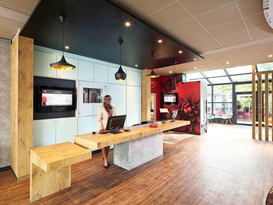 ibis Marne la Vallee Champs Hotel in Noisy-le-Grand