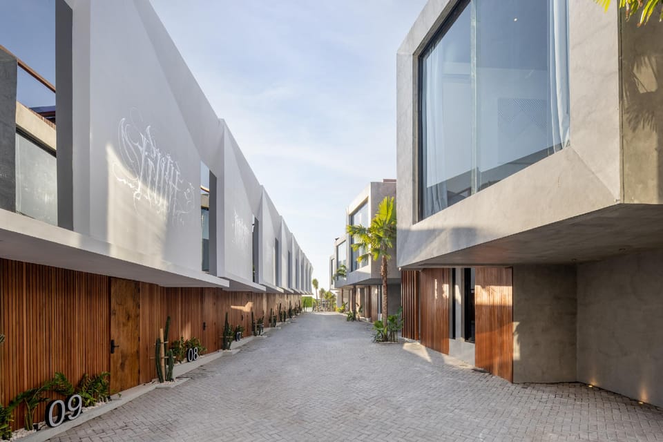 Alex Villas Complex N2 Apartment hotel in North Kuta