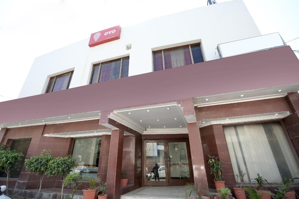 Hotel O Ranvir Prime Hotel in Punjab, India