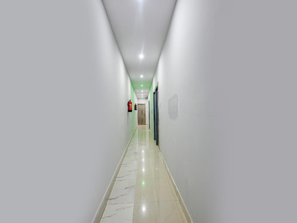 Hotel O by OYO The Royal Velvet Hotel in Kolkata